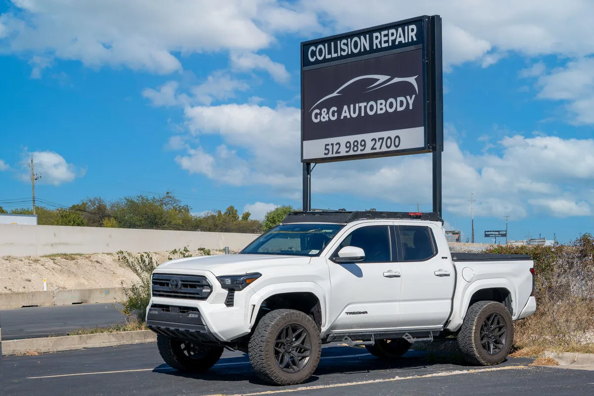 Collision repair work example - vehicle body restoration at G&G AutoBody